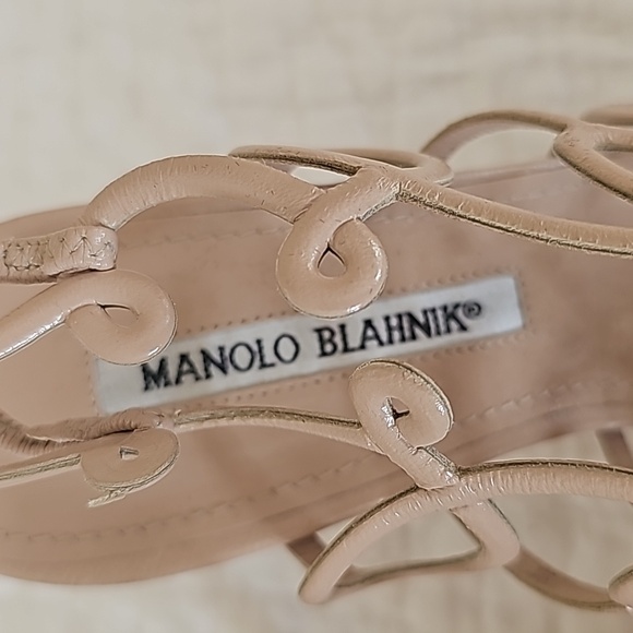 Manolo Blahnik Beige Women's Sandals - Picture 4 of 9